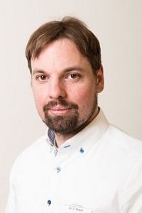 Dr. Carsten Brauer